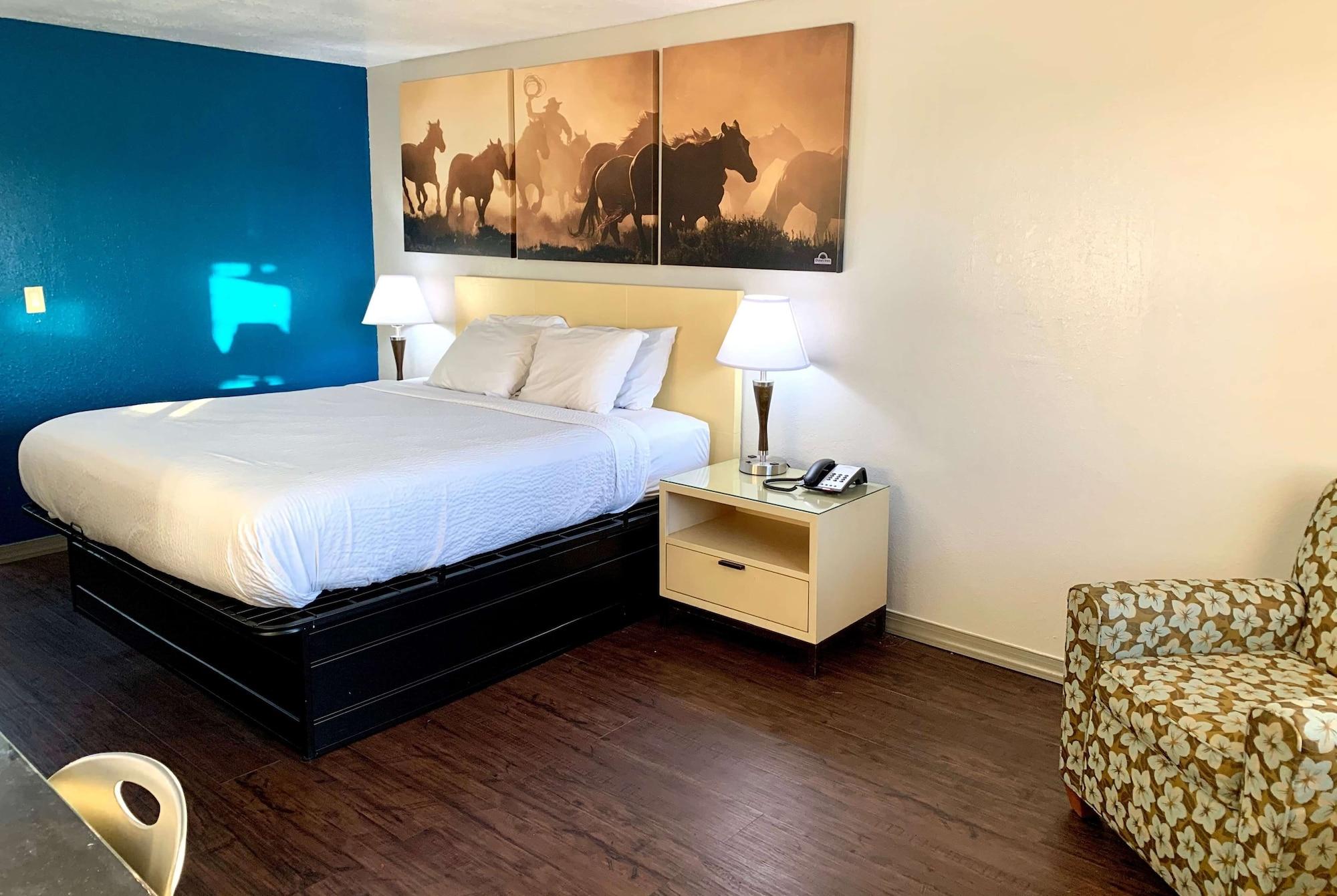 Days Inn & Suites By Wyndham - Canton First Monday Trade Days Ngoại thất bức ảnh