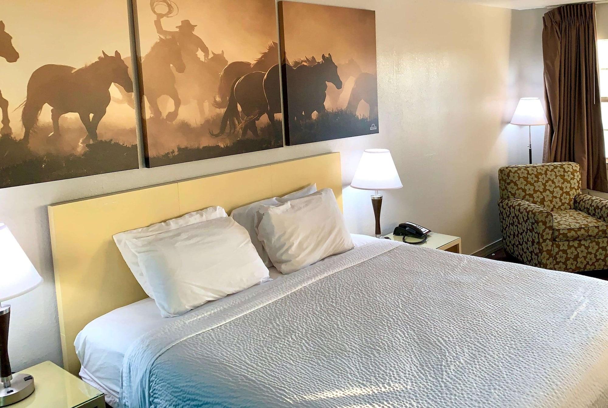 Days Inn & Suites By Wyndham - Canton First Monday Trade Days Ngoại thất bức ảnh