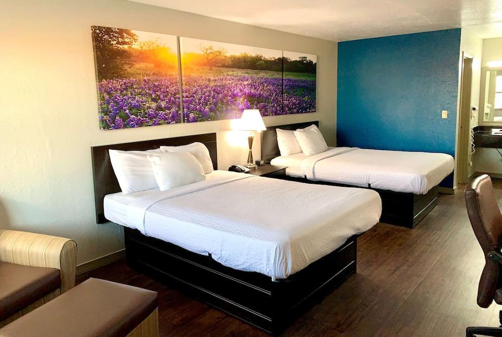 Days Inn & Suites By Wyndham - Canton First Monday Trade Days Ngoại thất bức ảnh